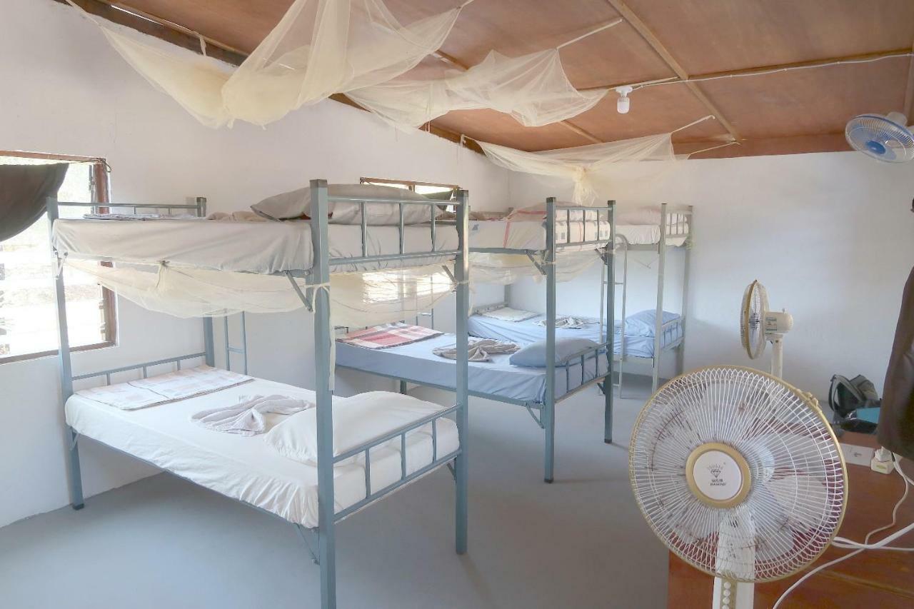 Atauro Dive Resort Backpackers Hostel Beloi Bagian luar foto